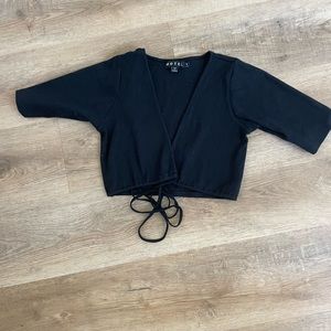 motel half arm cropped over shirt